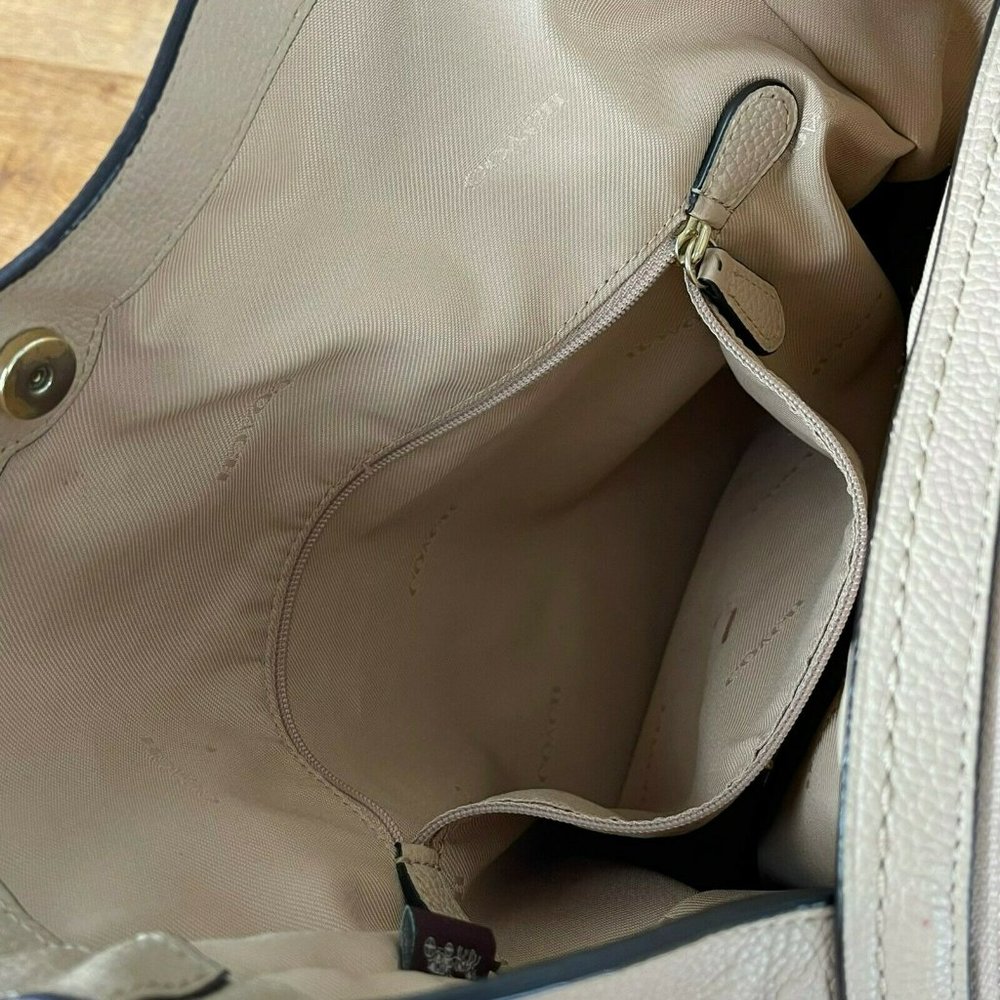 Coach Women's Edie 31 Pebble Shoulder Bag 31 Beige - Picture 8 of 12